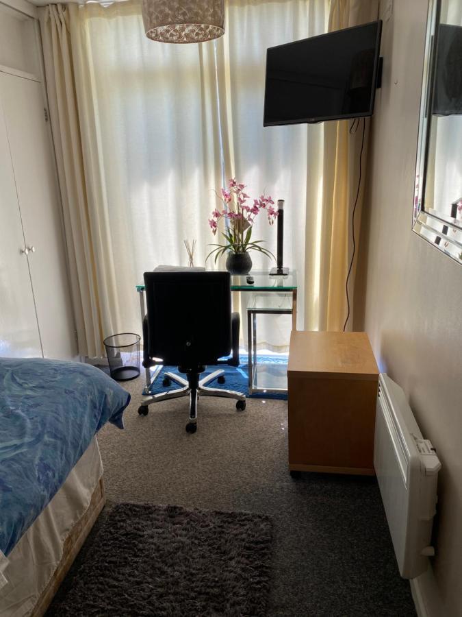 Villacai Nailsea Buitenkant foto